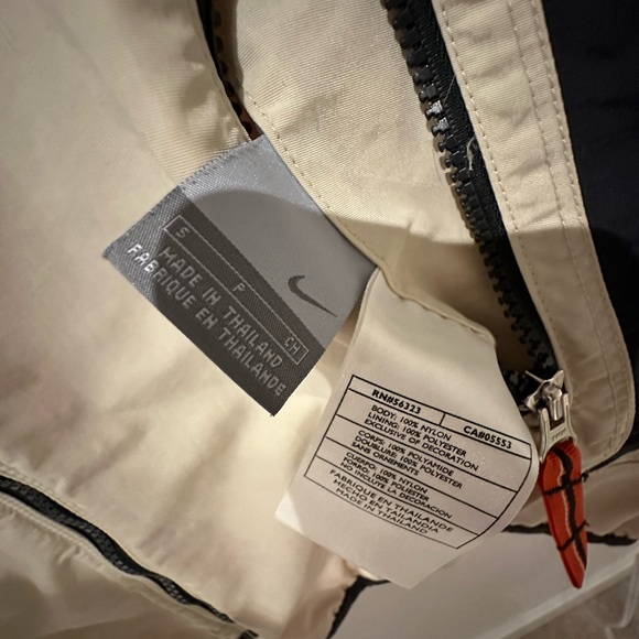 Reversible early 2000s Nike jacket - Picture 3 of 8